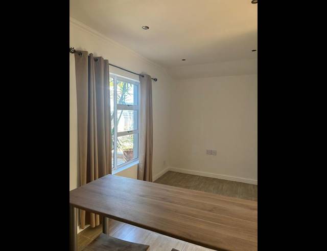 1 BEDROOM PROPERTY TO RENT IN DUYNEFONTEIN